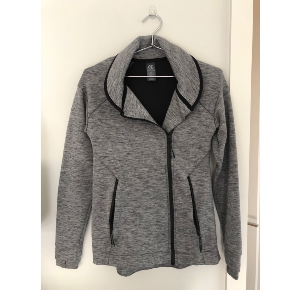 Grey workout jacket from Champion.